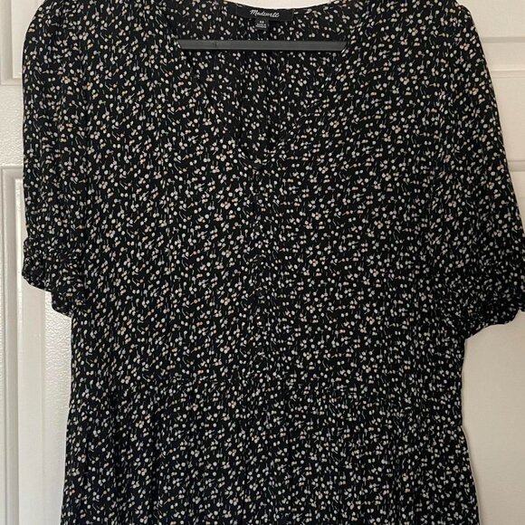 Madewell Courtyard Ruffle-Hem Top in Playground Posies - Picture 3 of 4